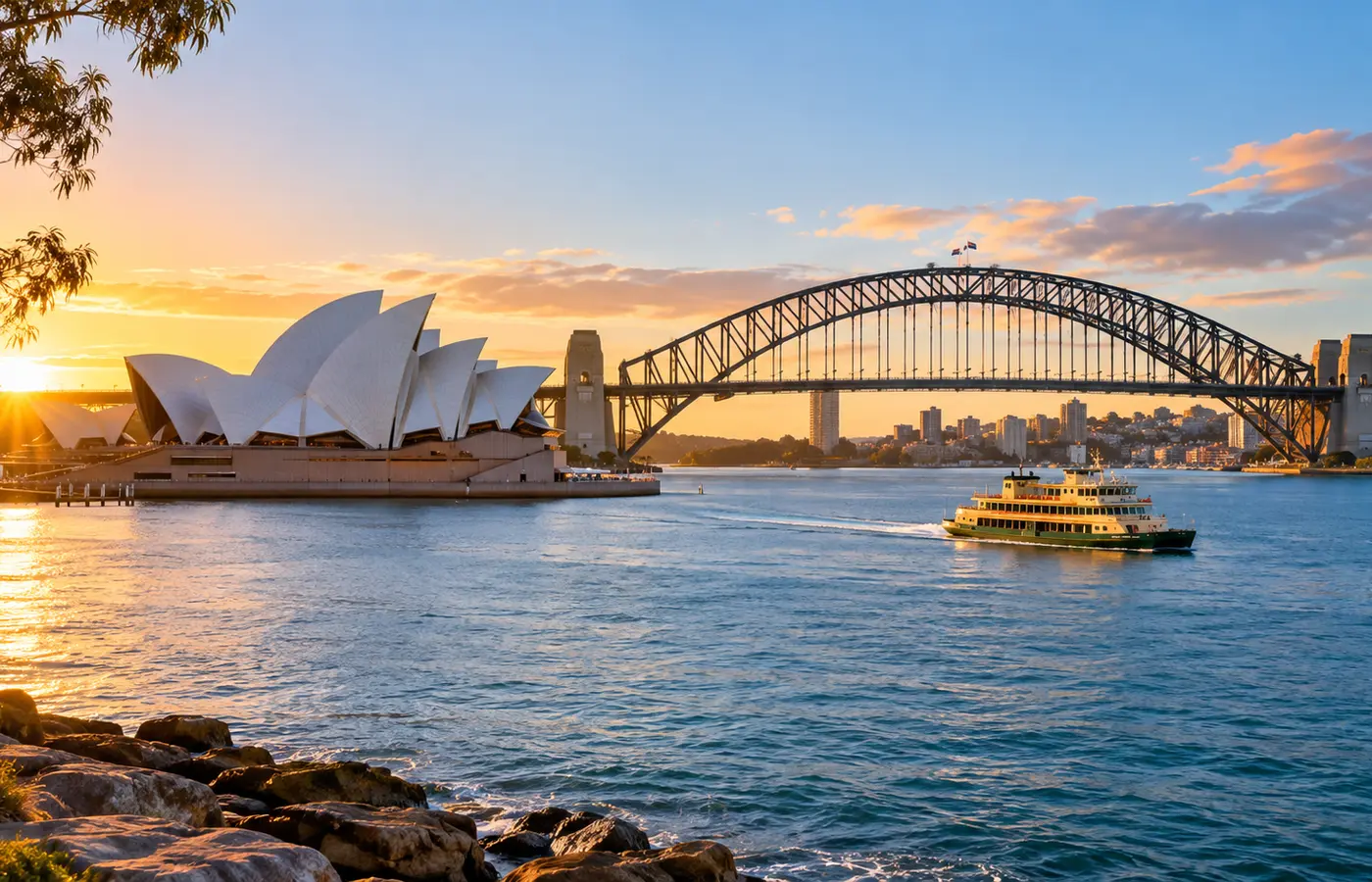 Baie de Sydney au lever du soleil